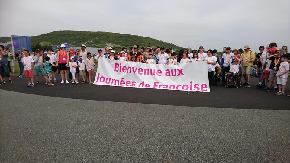 Des jeunes conducteurs sur le circuit de Ladoux